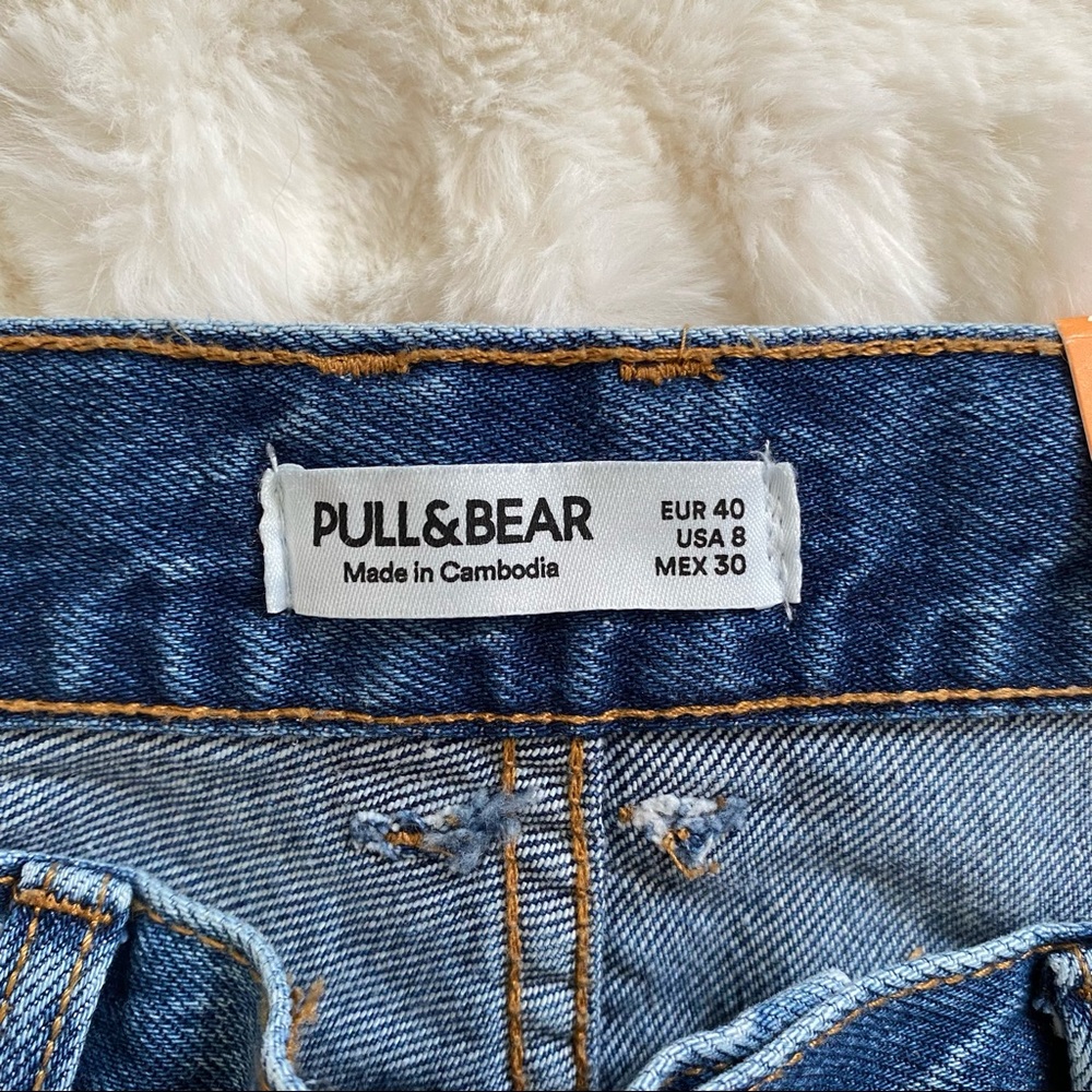 Pull&Bear High Rise Basic Mom Jeans - Picture 6 of 6